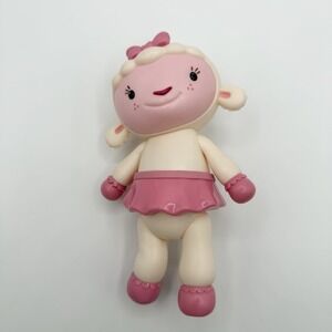 Doc McStuffins Lambie the Lamb Preschool PVC Figure – Just Play Disney
